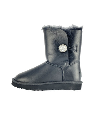 UGG Classic Short Bailey Button Black Bling