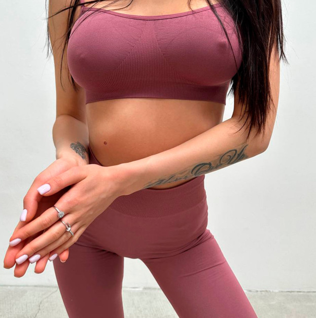 Топ Спортивний Марун