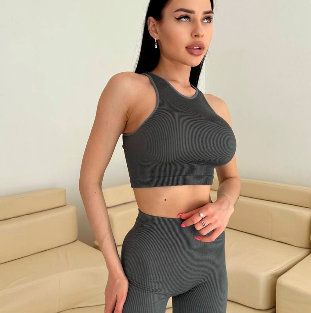 Топ Спортивний Сірий в Рубчик