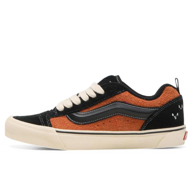 Vans x Disney Knu-Skool Scar VN0009QCYS81